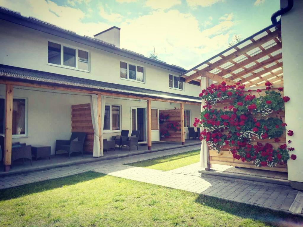 Апартаменты Sonyachni Bungalo Melniki  Экстерьер фото