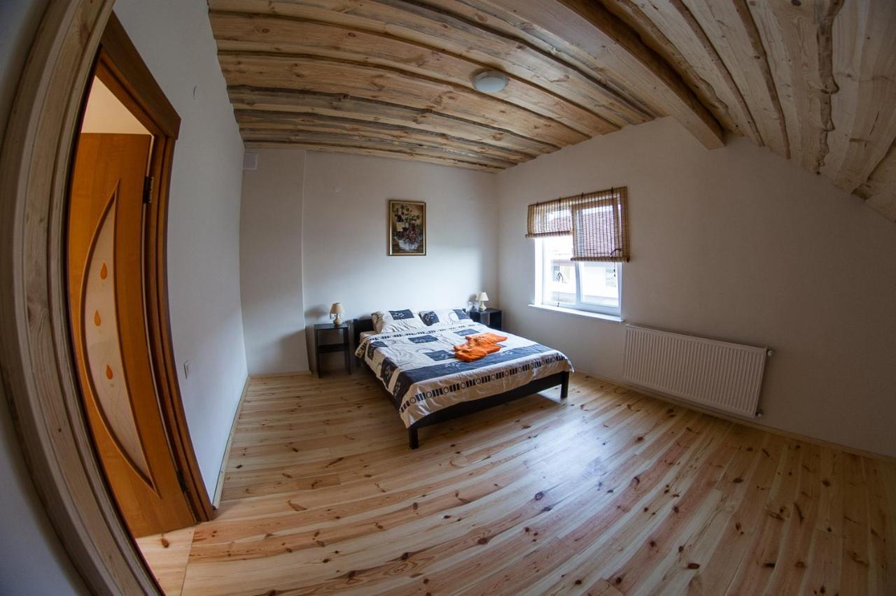 Апартаменты Sonyachni Bungalo Melniki  Экстерьер фото